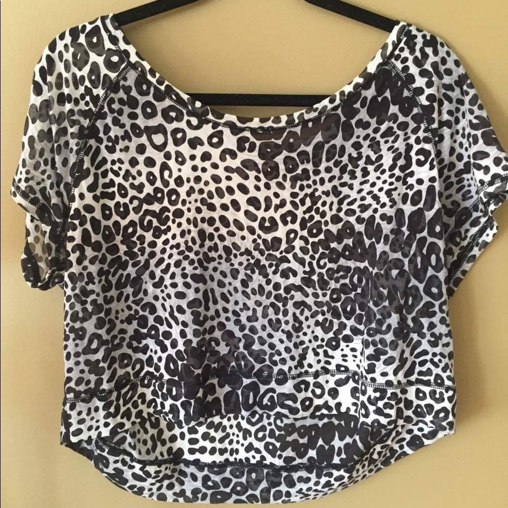 Worn once! Quality material. Feels brand new